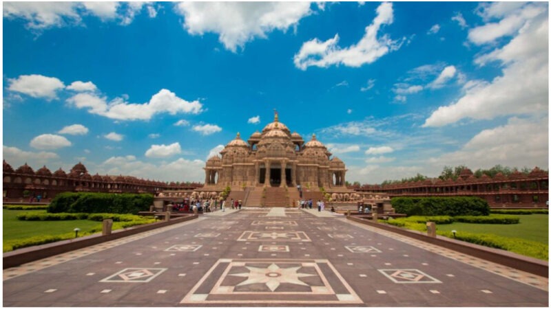 Akshardham Temple | Places to visit in Delhi