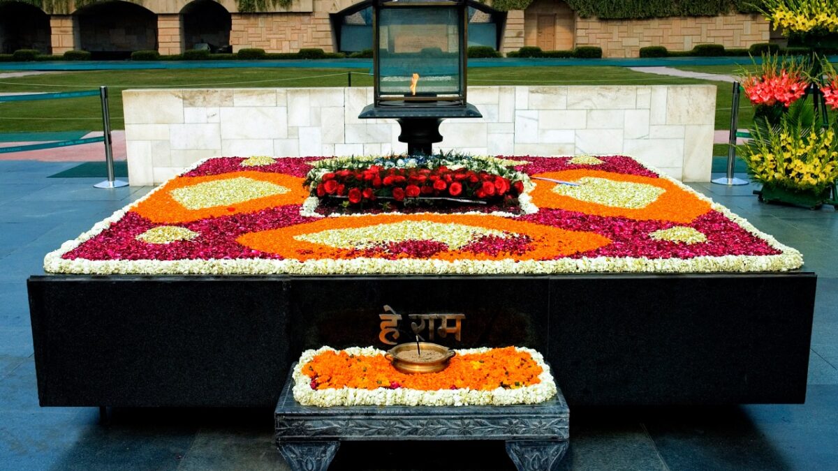 Raj Ghat- The Memorial Of Mahatma Gandhi | Trend Around US