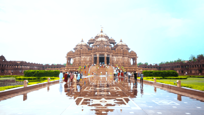 visit places in delhi with family