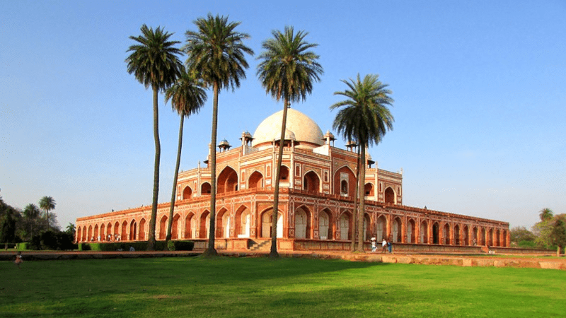 Top 9 Places to visit In Delhi NCR For Couples If You Haven’t Already!