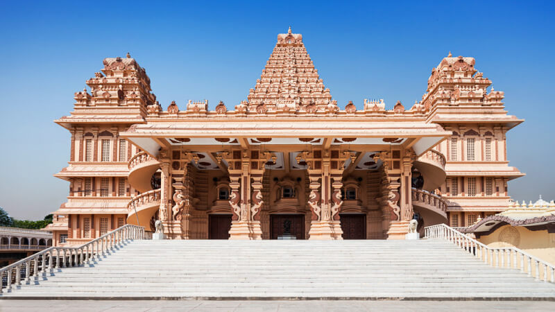 Chattarpur Mandir - Second Largest Temple in Delhi
