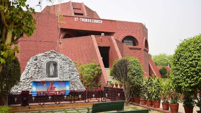 Most Famous Churches in Delhi 