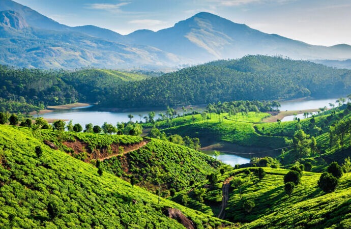 Take a Trip to one of the surreal best places to visit in Karnataka in July