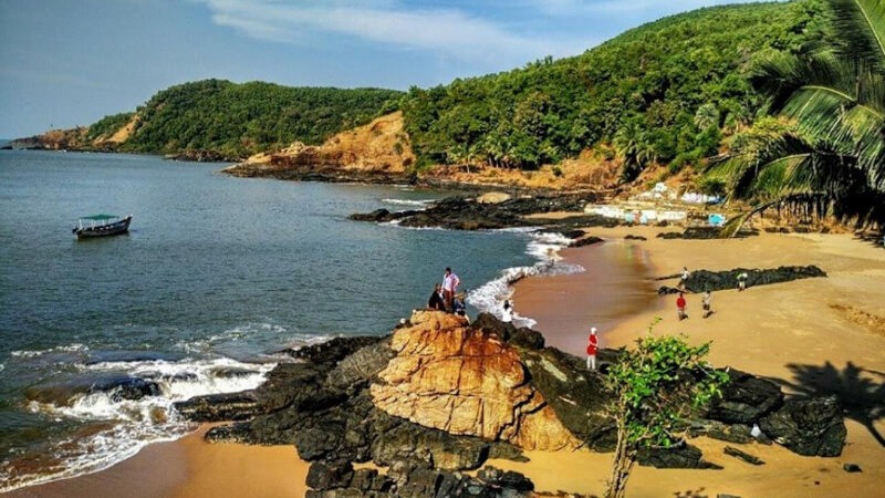Gokarna Aesthetic Beaches - best places for honeymoon in karnataka
