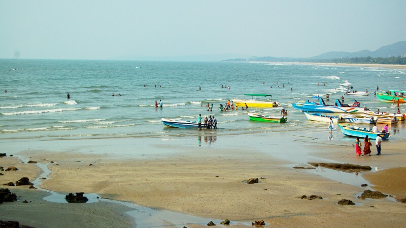 Murudeshwar Beach Beachy hues | places to visit in karnataka during summer