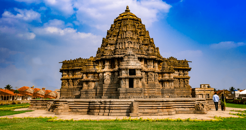 temples to visit in Karnataka
