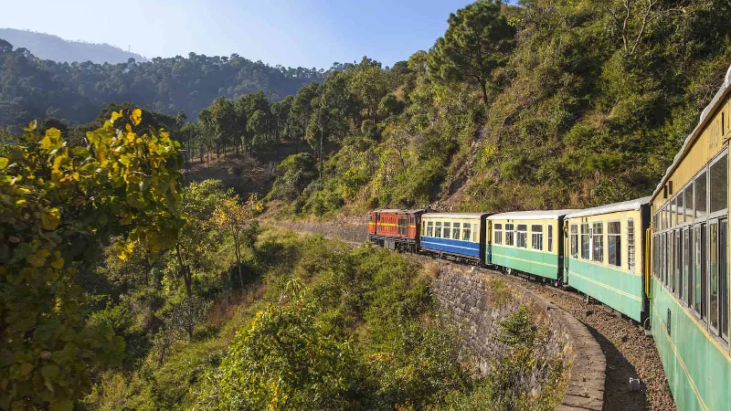 How to Travel From Delhi to Shimla by Train